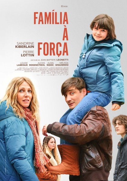 FAM�LIA � FOR�A